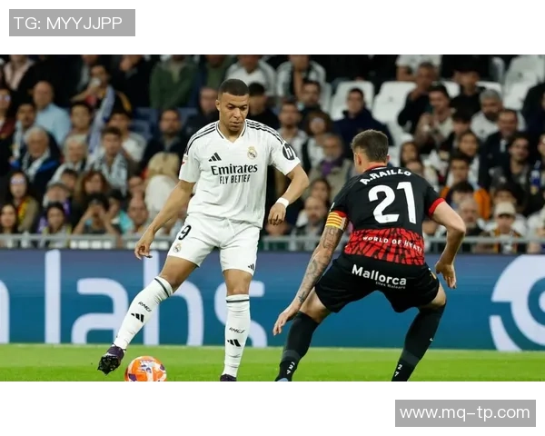 西甲焦点战皇马迎战比利亚争夺三分全力以赴展现王者风范